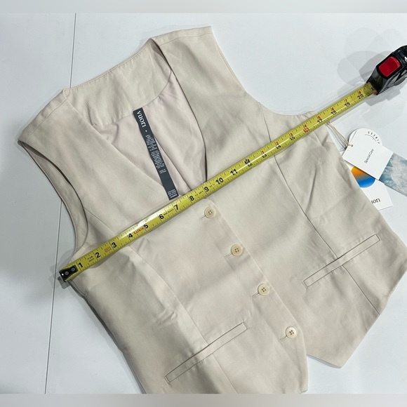 Vuori Women's Small Coastline Vest Milkweed Cream NWT Drapey Twill Button-Up - Picture 10 of 13